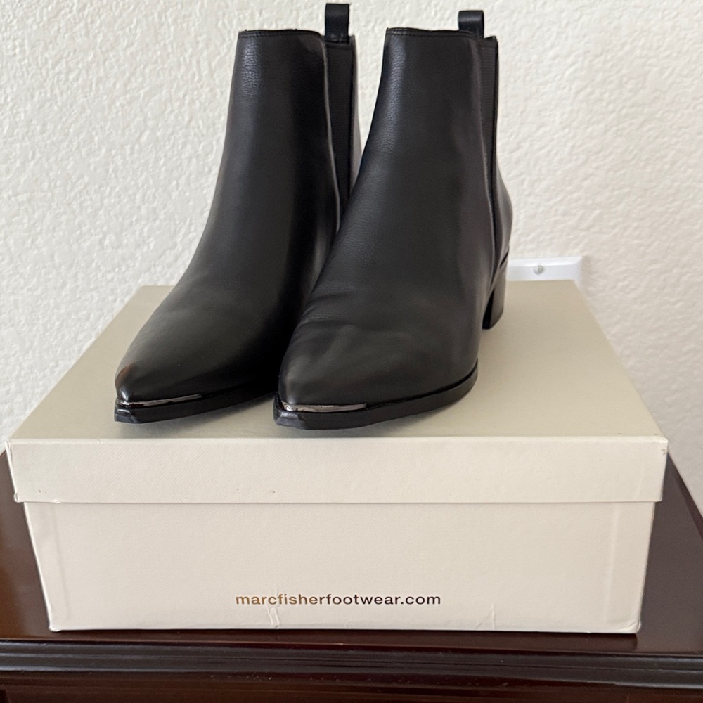 Marc Fisher LTD Yale bootie